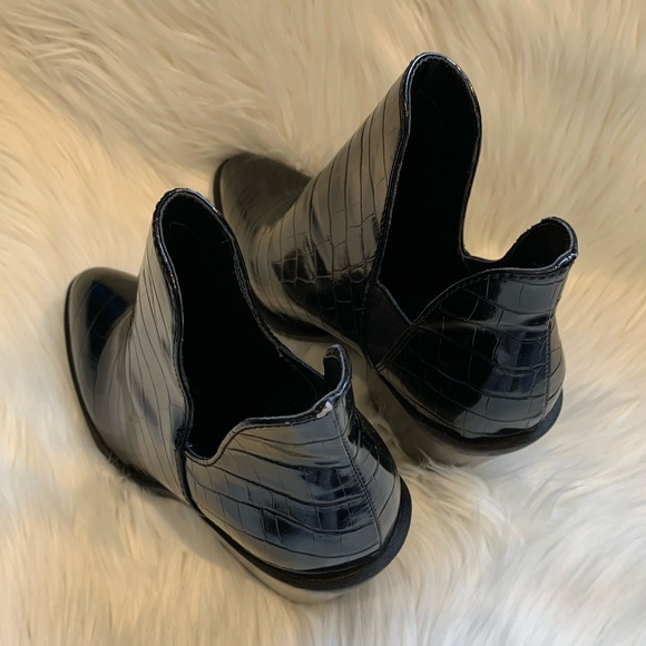 Steve Madden LEV Black Croc Booties - Picture 9 of 11